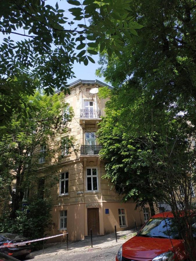 Кімната В Серці Львова Lviv Luaran gambar