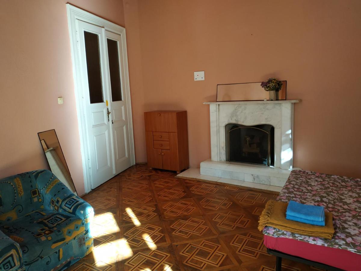 Кімната В Серці Львова Lviv Luaran gambar